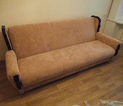Обивка дивана кожзамом